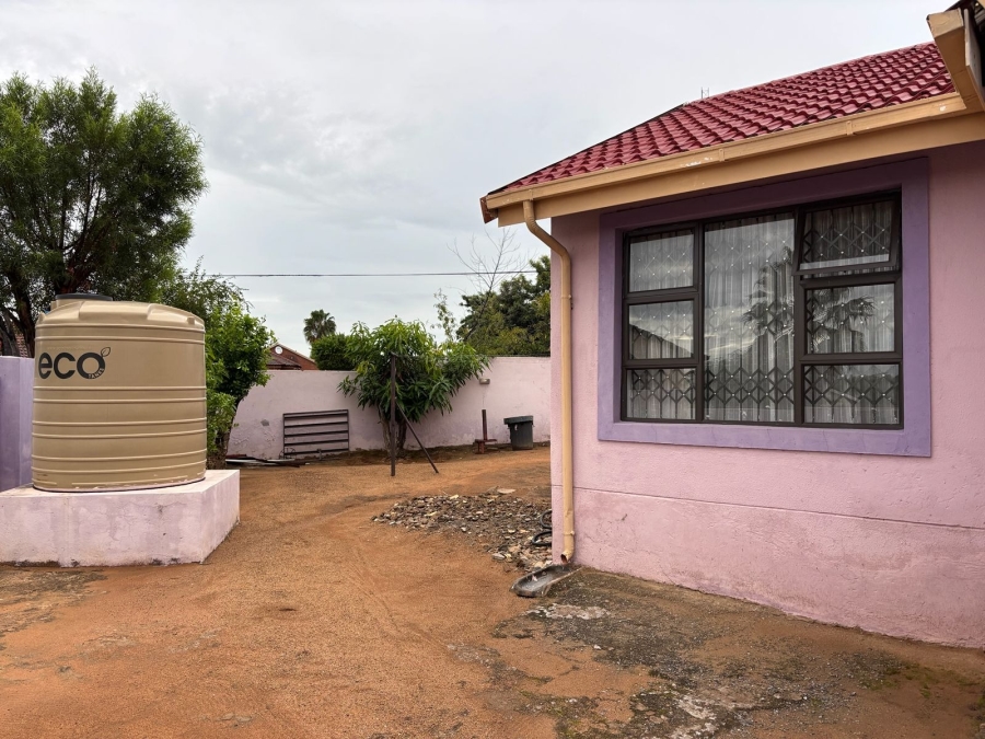 3 Bedroom Property for Sale in Mogwase North West